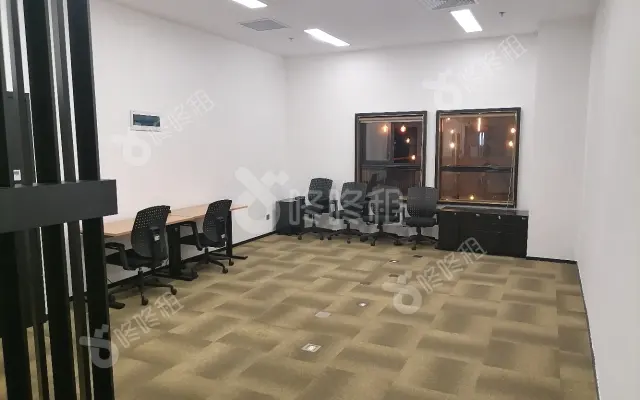 瑞思SPACE(玖悦雅轩)_独立7人间_办公室图片