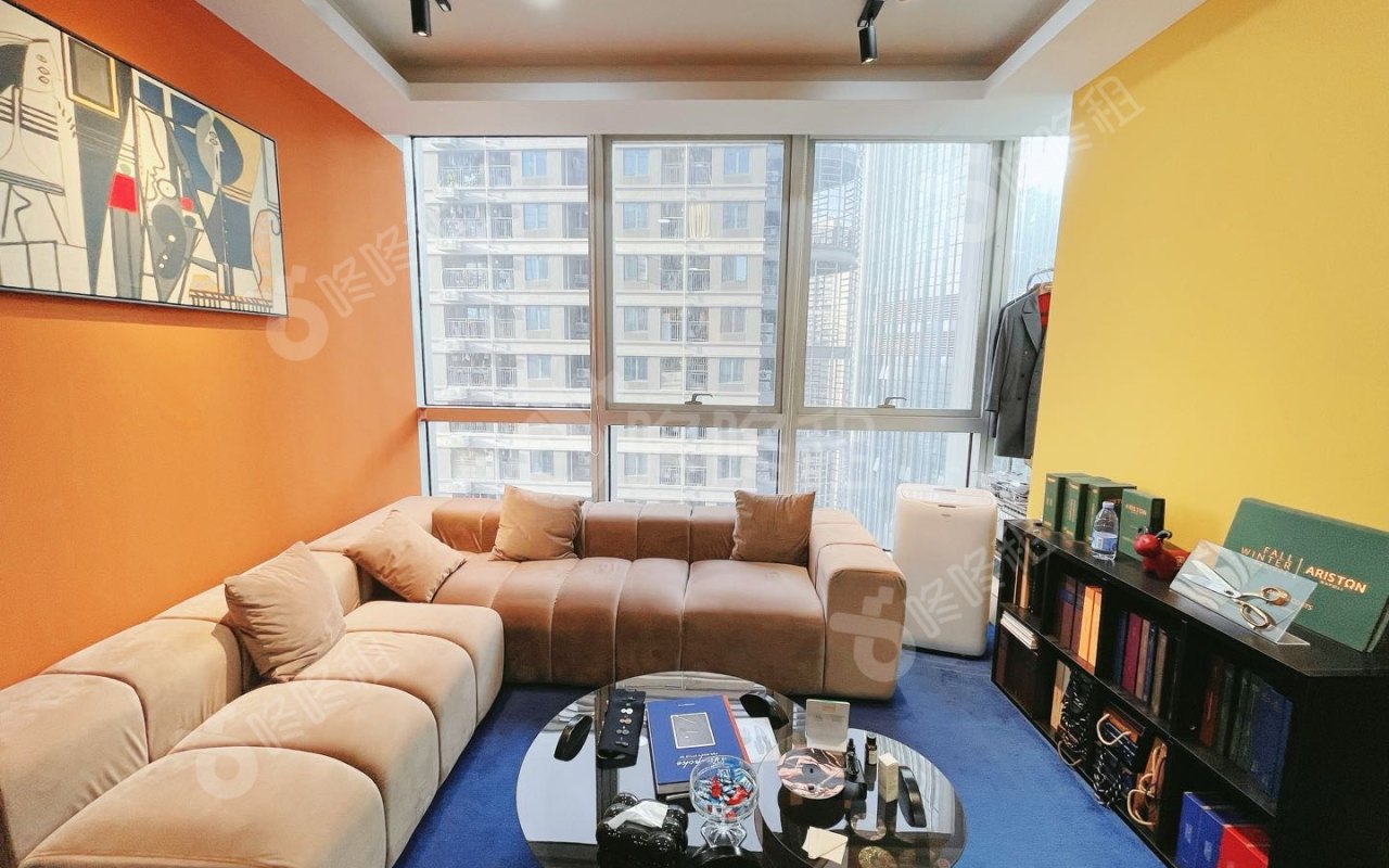 华润置地大厦_69平_豪装_办公室开间