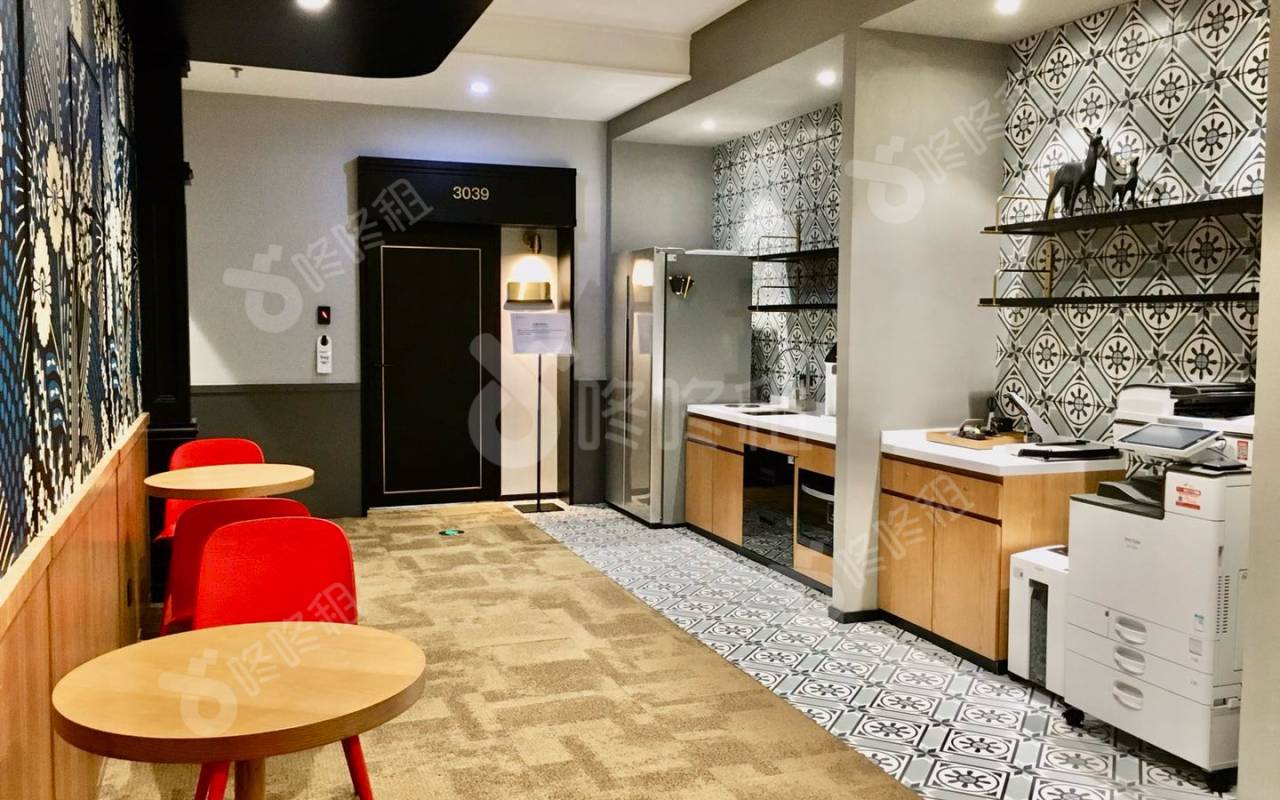 瑞思SPACE(玖悦雅轩)_独立6人间_前台