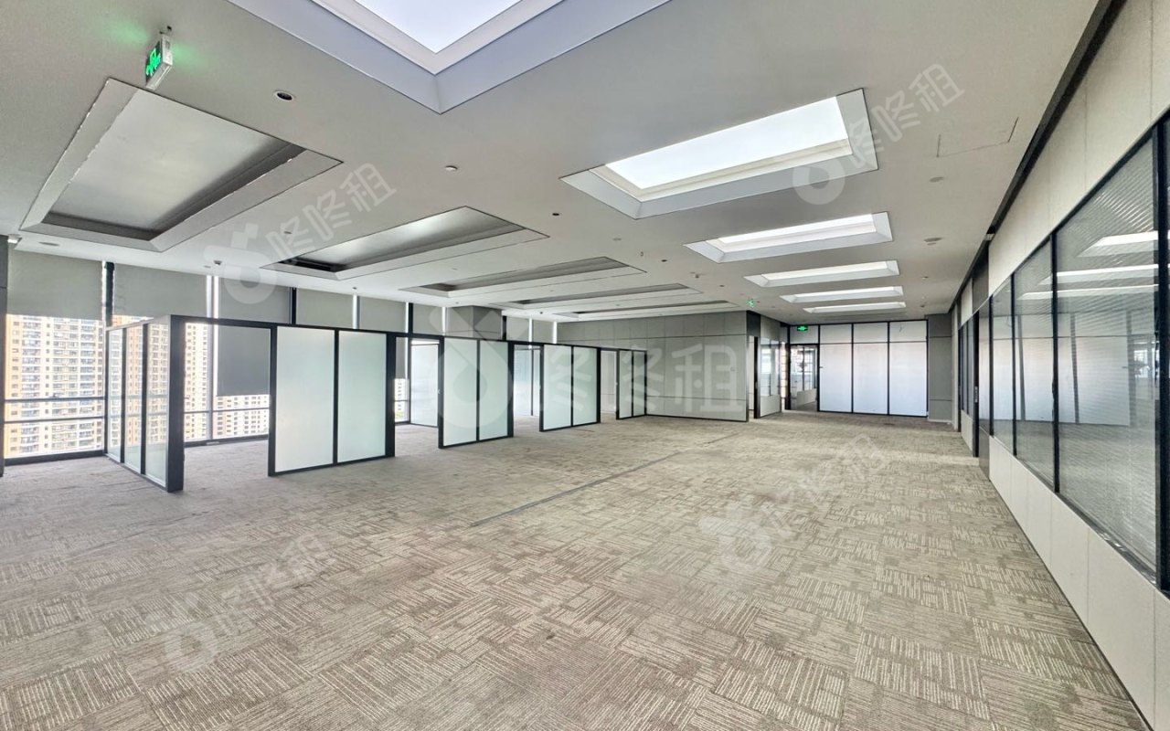 智慧广场_1488平_豪装_办公室开间