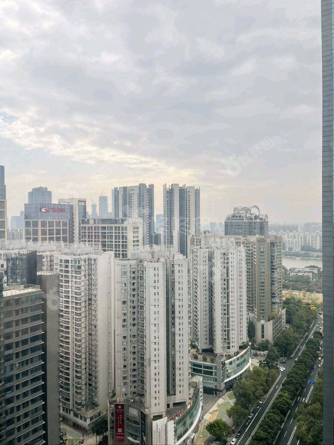 环球都会广场_96平_精装_其他