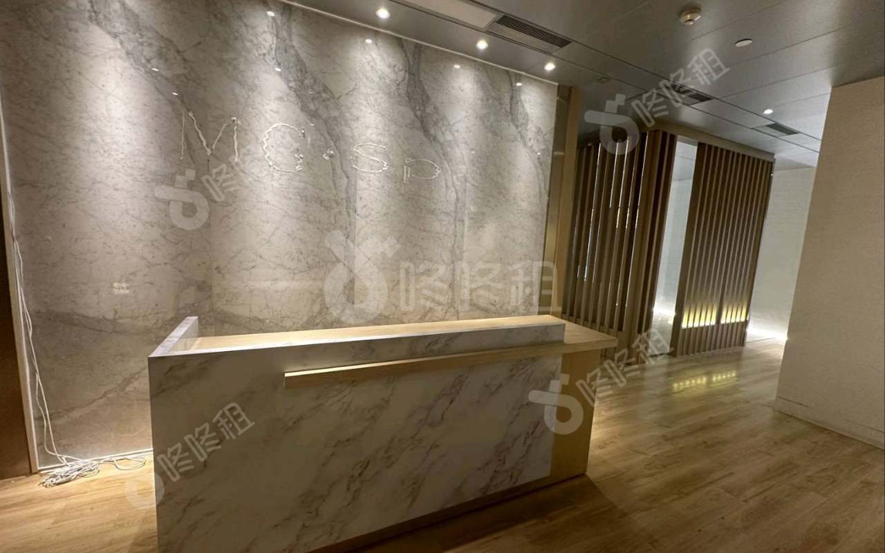 天盈广场_312.26平_精装_前台