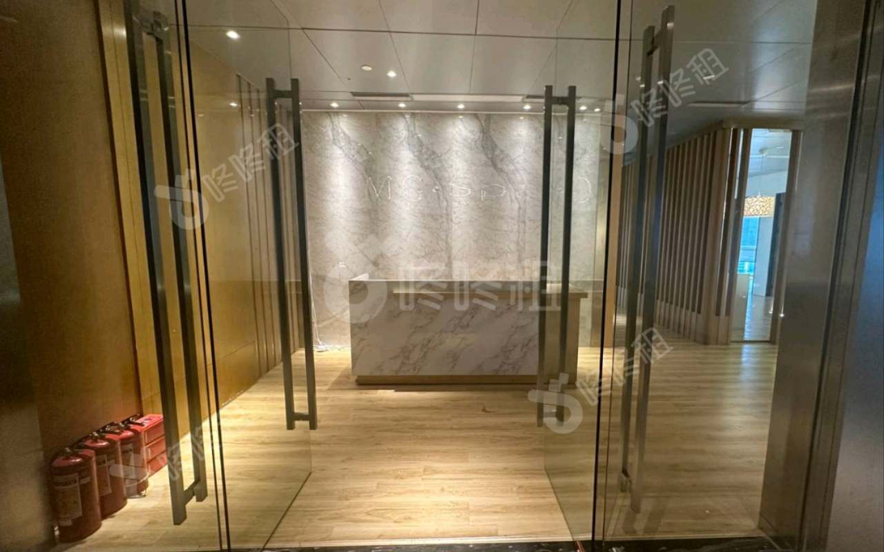 天盈广场_312.26平_精装_前台