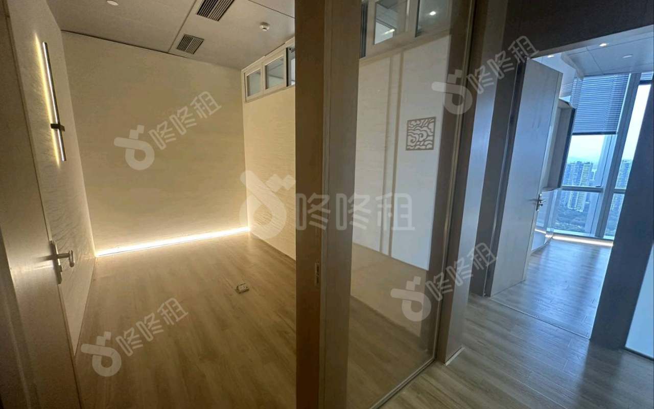 天盈广场_312.26平_精装_办公室隔间
