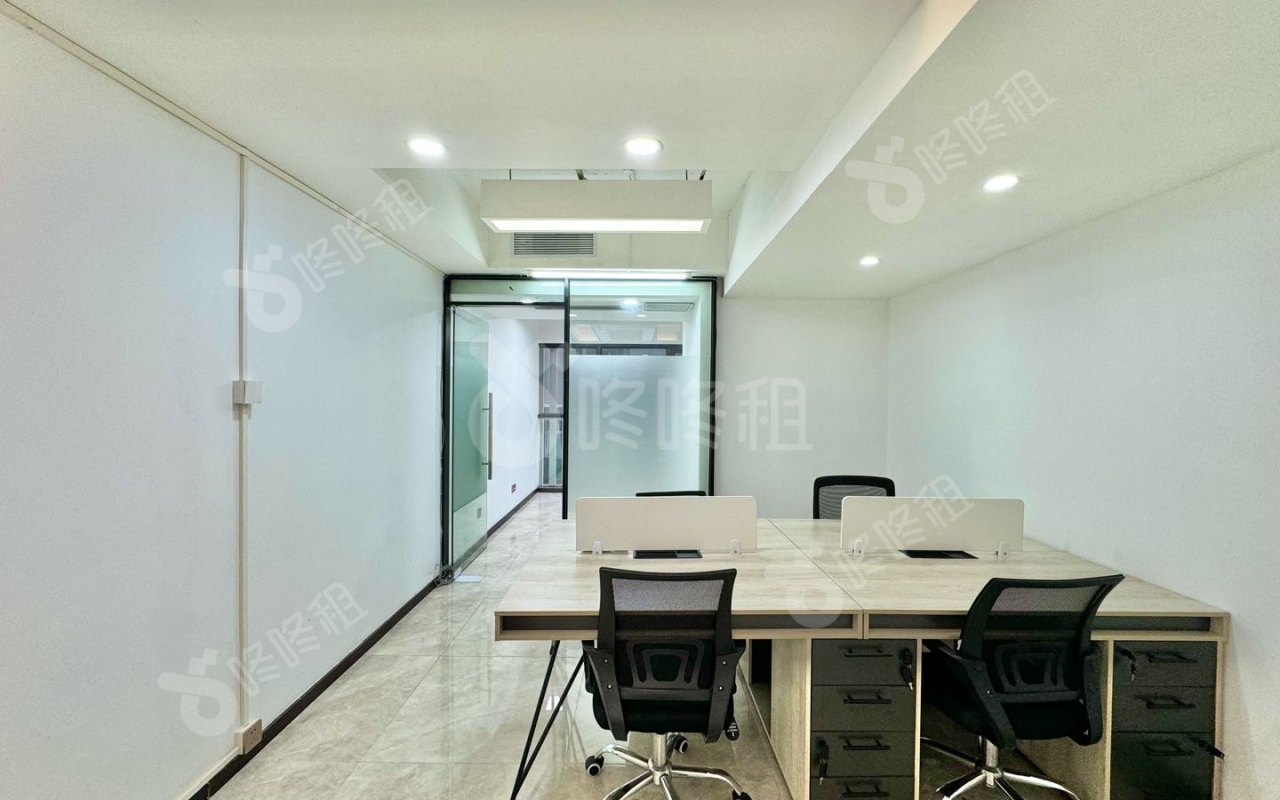 深圳湾科技生态园_72平_精装_办公室开间