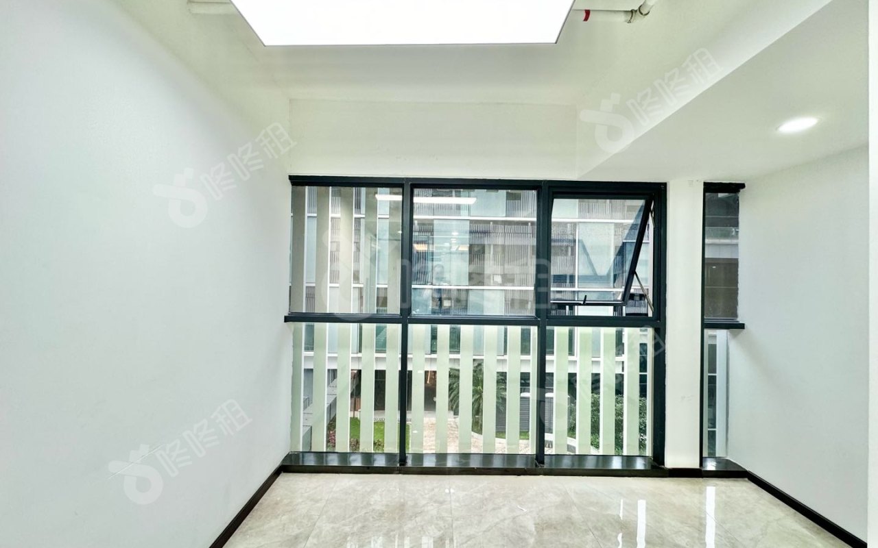 深圳湾科技生态园_72平_精装_办公室隔间