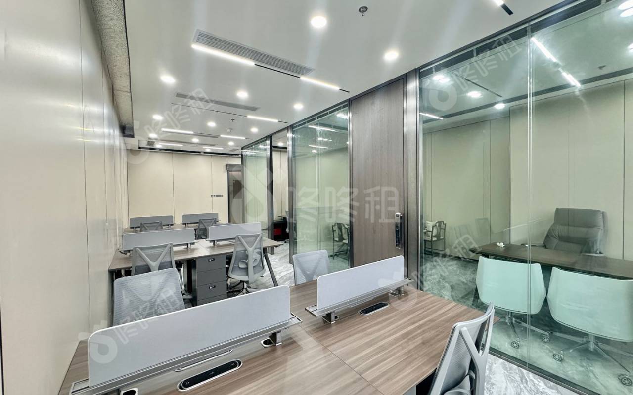 福城时代广场_138平_精装_办公室开间