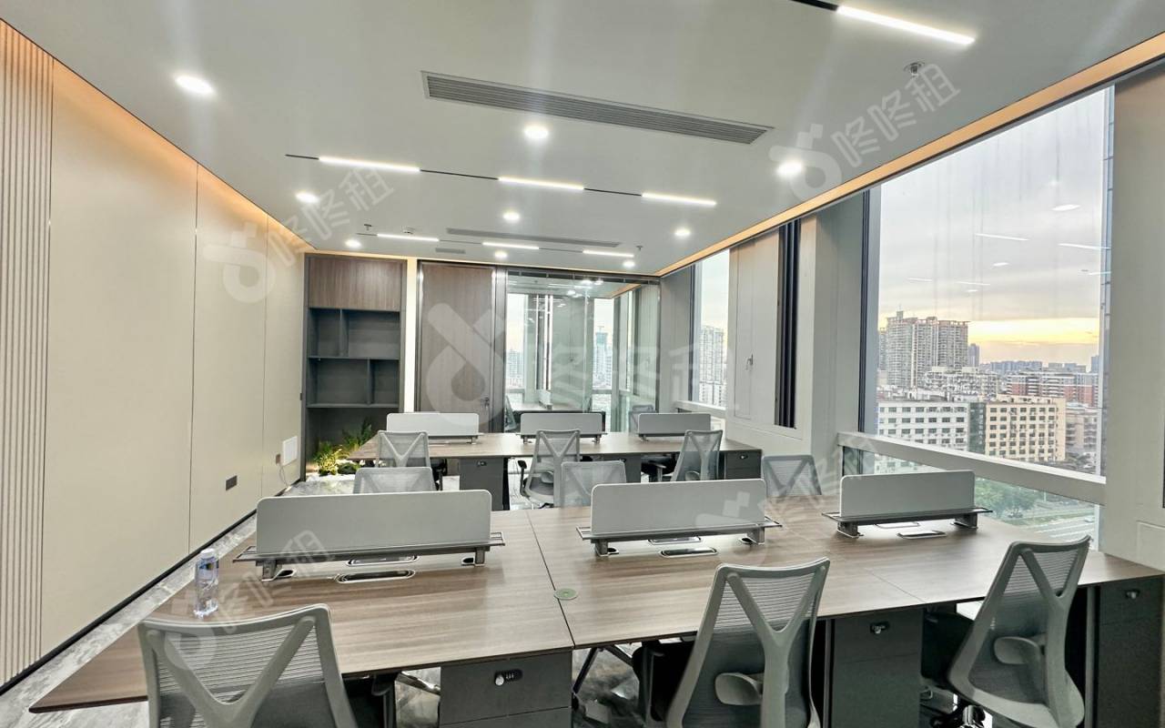 福城时代广场_145平_精装_办公室隔间