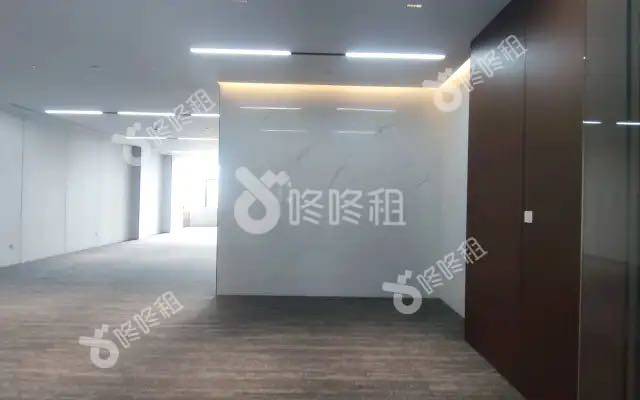 国人通信大厦_356平_豪装_前台