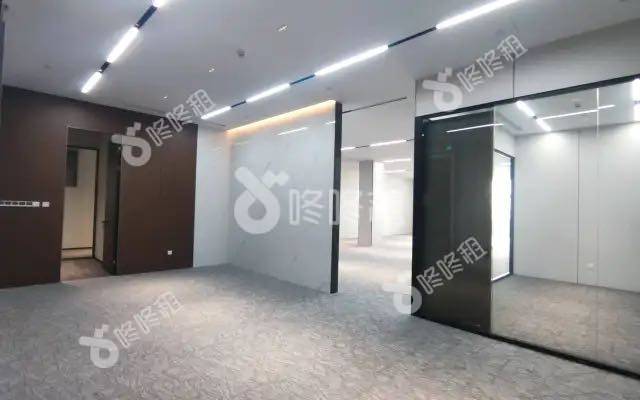 国人通信大厦_500平_豪装_前台