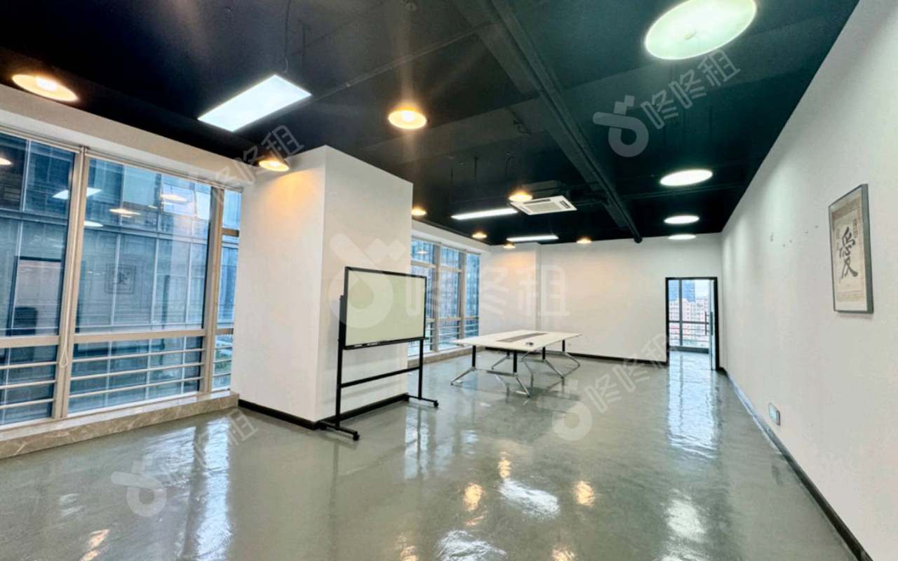 天安云谷二期_225平_精装_办公室开间