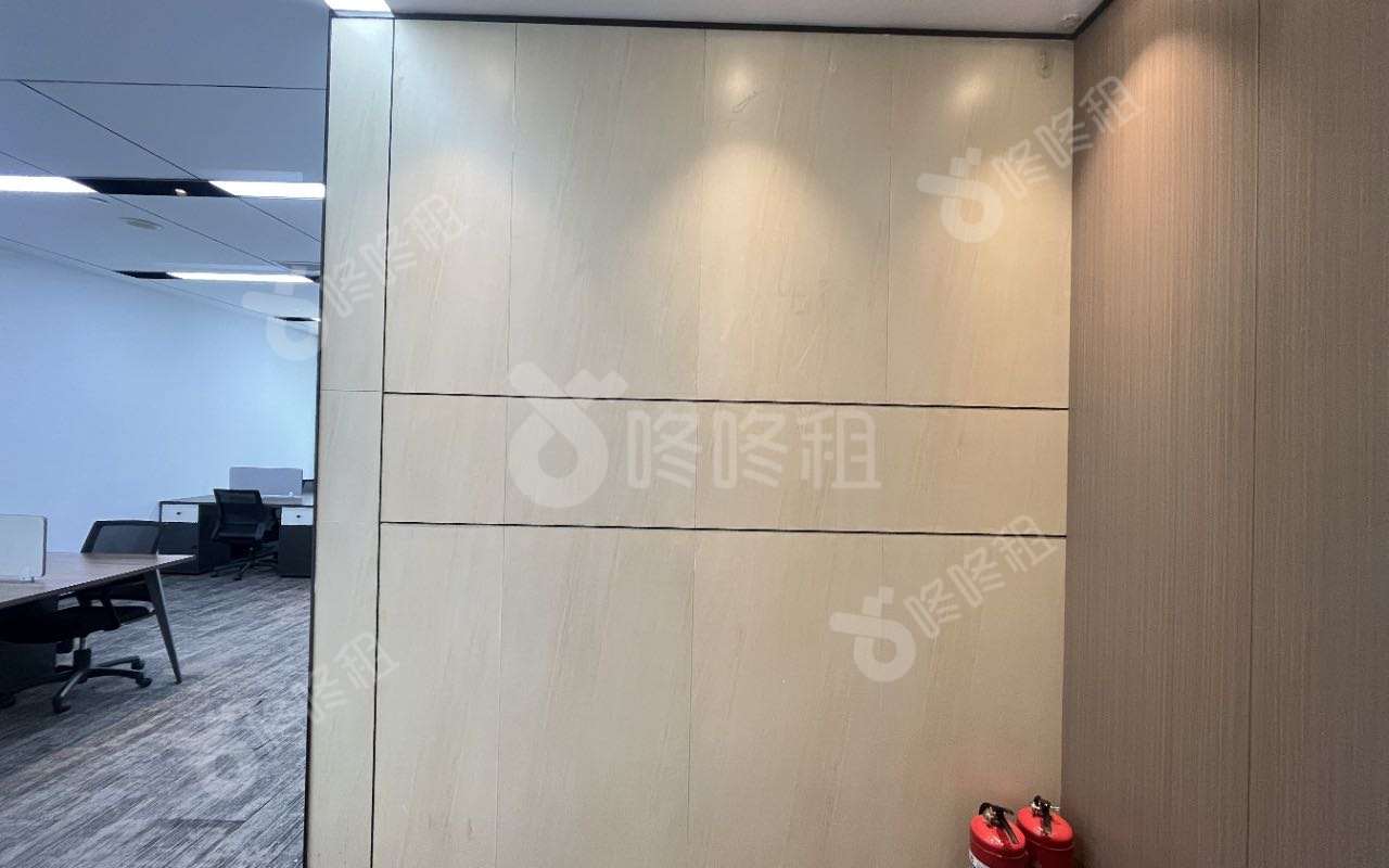 宏发前城中心(宏发QCC前城)_214平_精装_前台