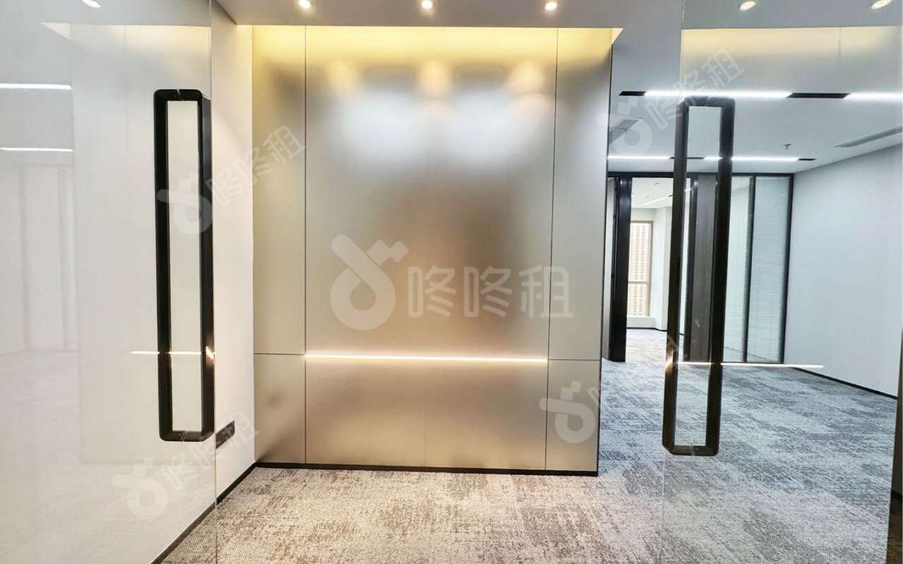 致远大厦_118平_精装_前台