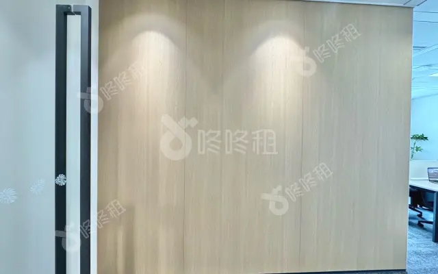 前海周大福金融大厦_200平_精装_办公室房源出租