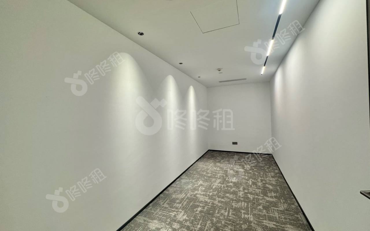 同方科兴科学园_232平_精装_办公室隔间