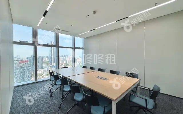 康泰创新广场_400平_精装_办公室隔间