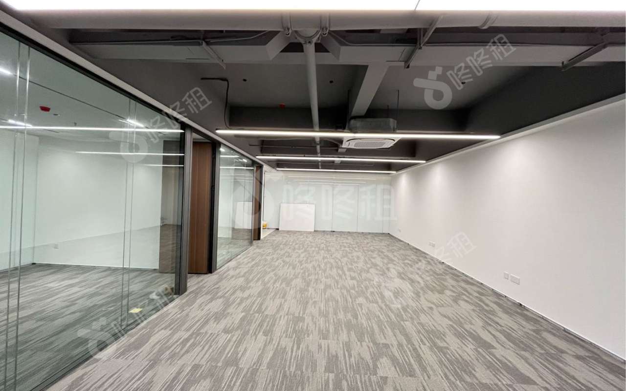 岭南大厦_139平_精装_办公室开间