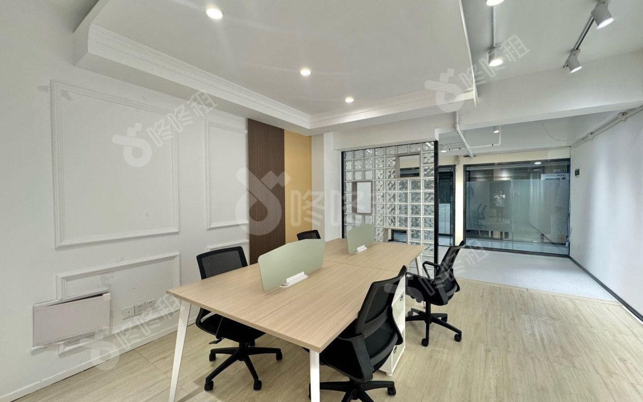 深圳湾科技生态园_100平_精装_办公室开间