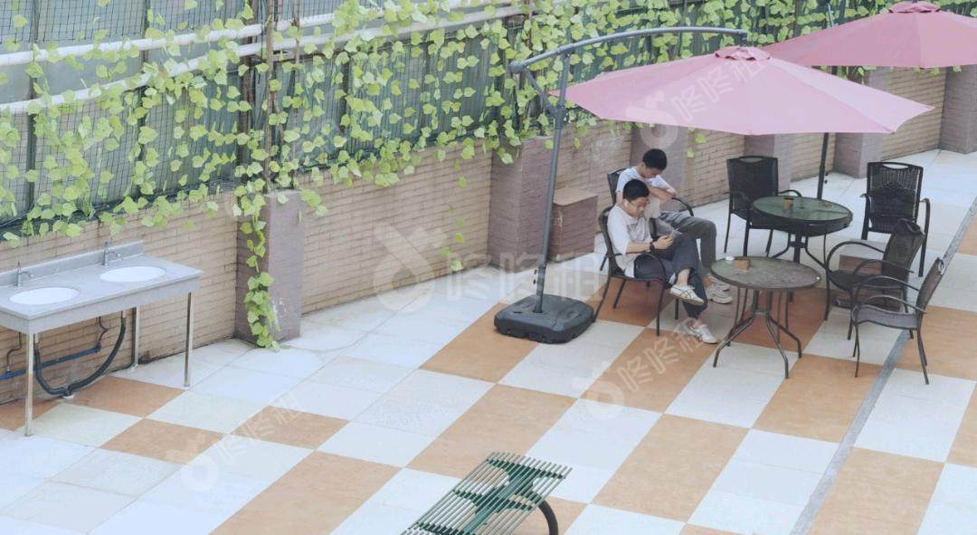 天盈创意园_206平_精装_办公室开间