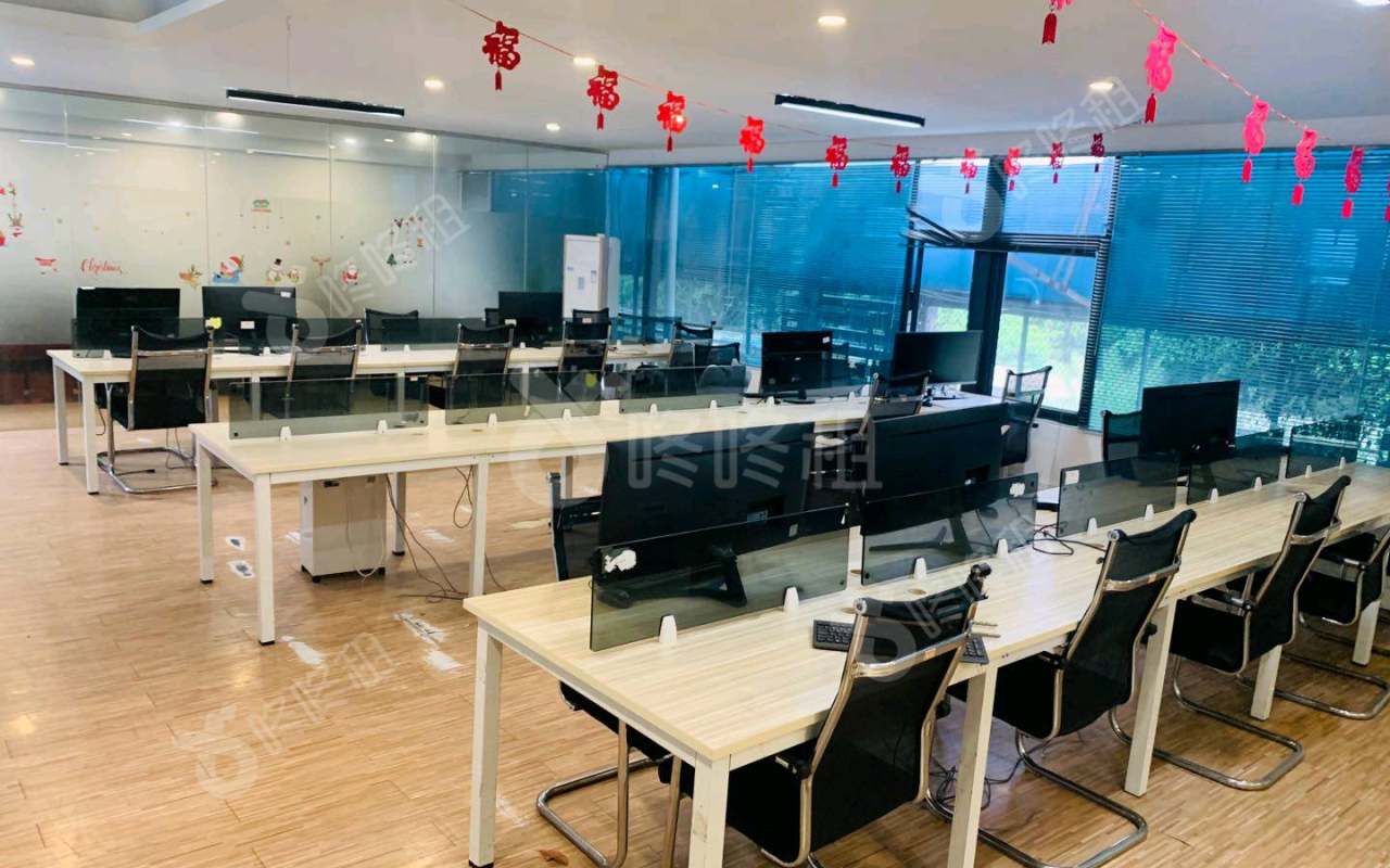 天盈创意园_183平_精装_办公室开间