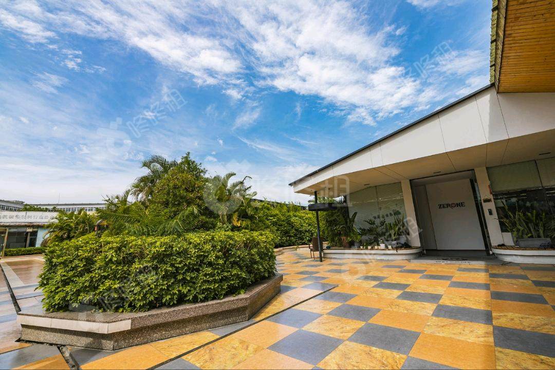 天盈创意园_340平_精装_办公室开间