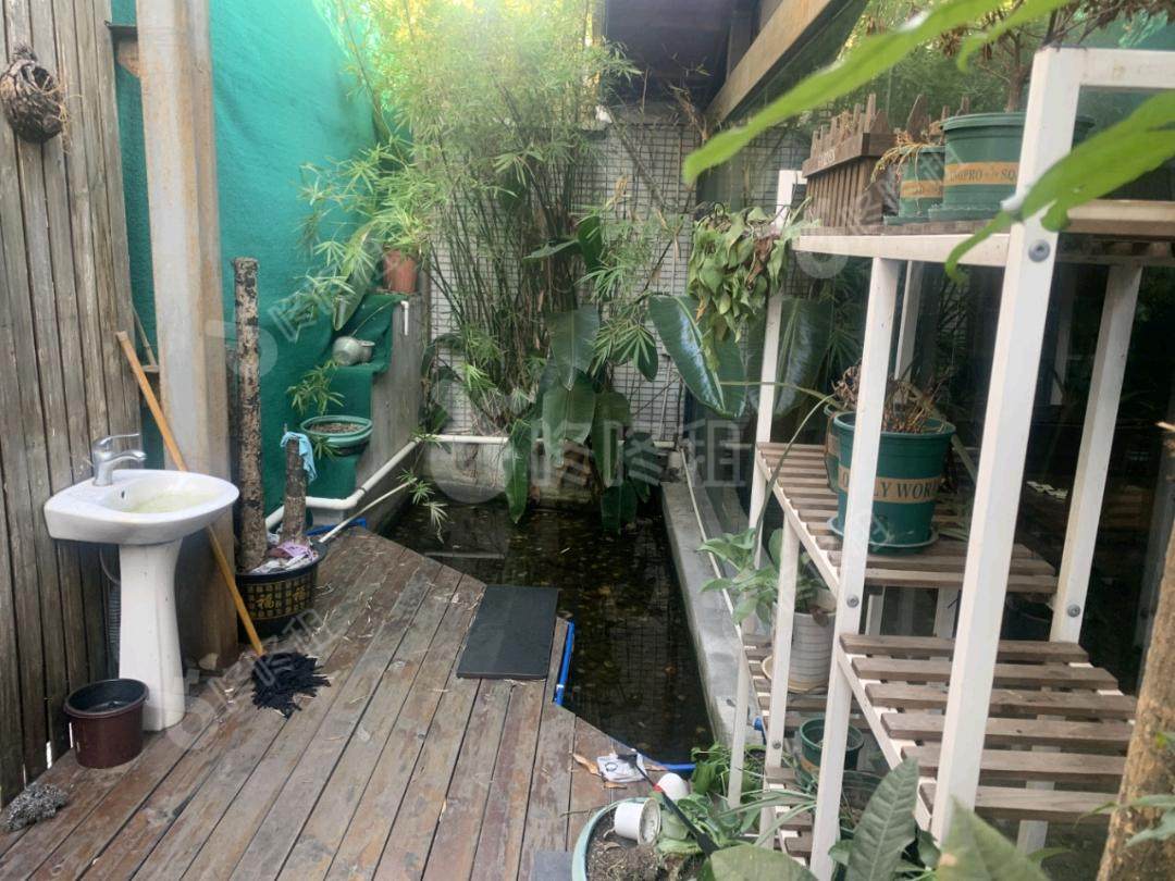 天盈创意园_340平_精装_办公室开间