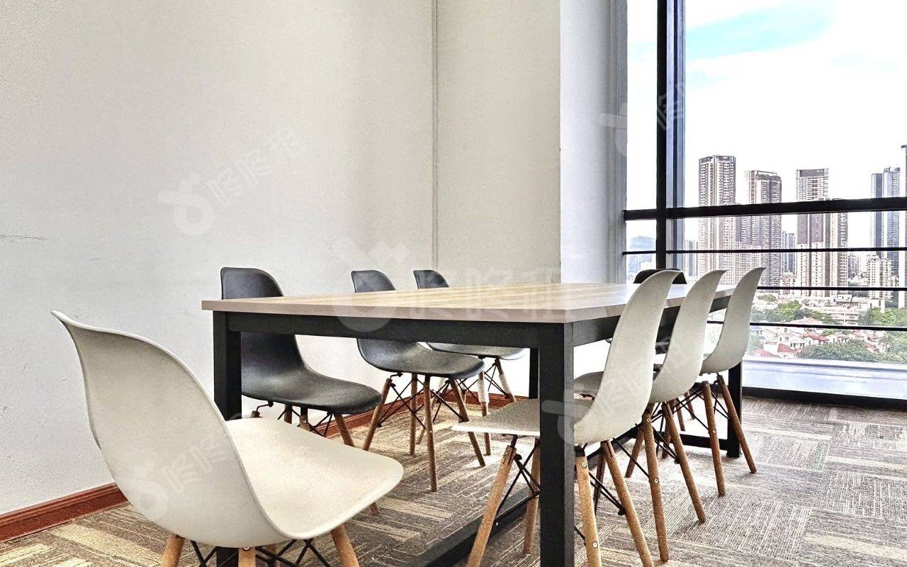 东方科技大厦_490平_豪装_办公室隔间