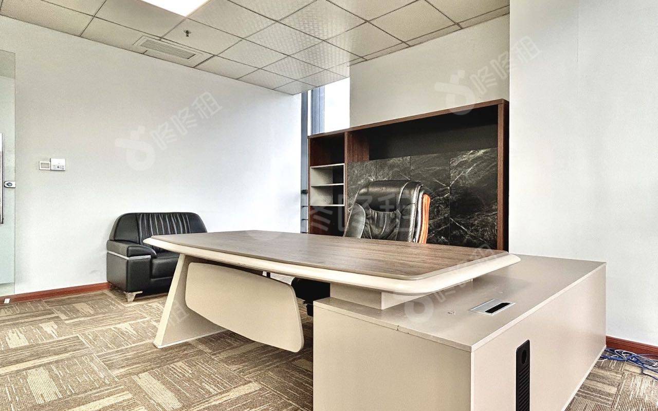 东方科技大厦_490平_豪装_办公室隔间