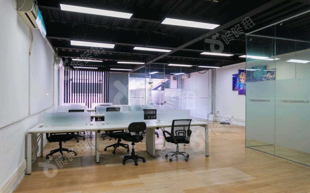 天盈创意园_206平_精装_办公室开间