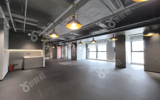 莲花广场_283.03平米_精装_办公室房源出租