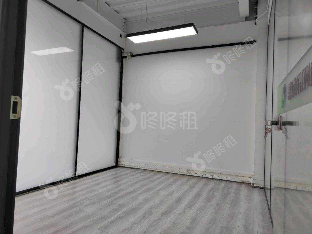 乐天智谷_291平_精装_办公室开间