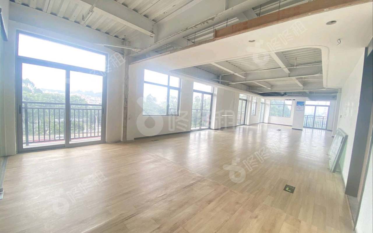 乐天智谷_354平_精装_办公室开间