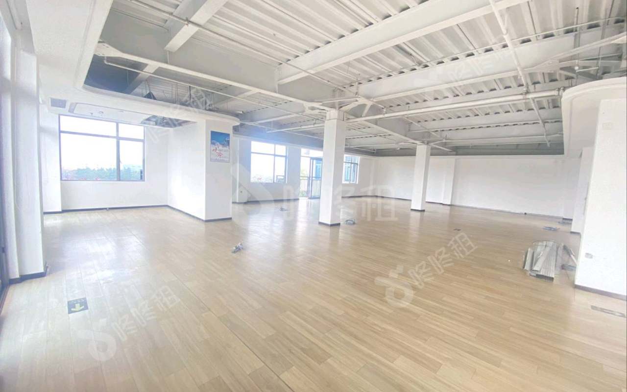 乐天智谷_354平_精装_办公室开间