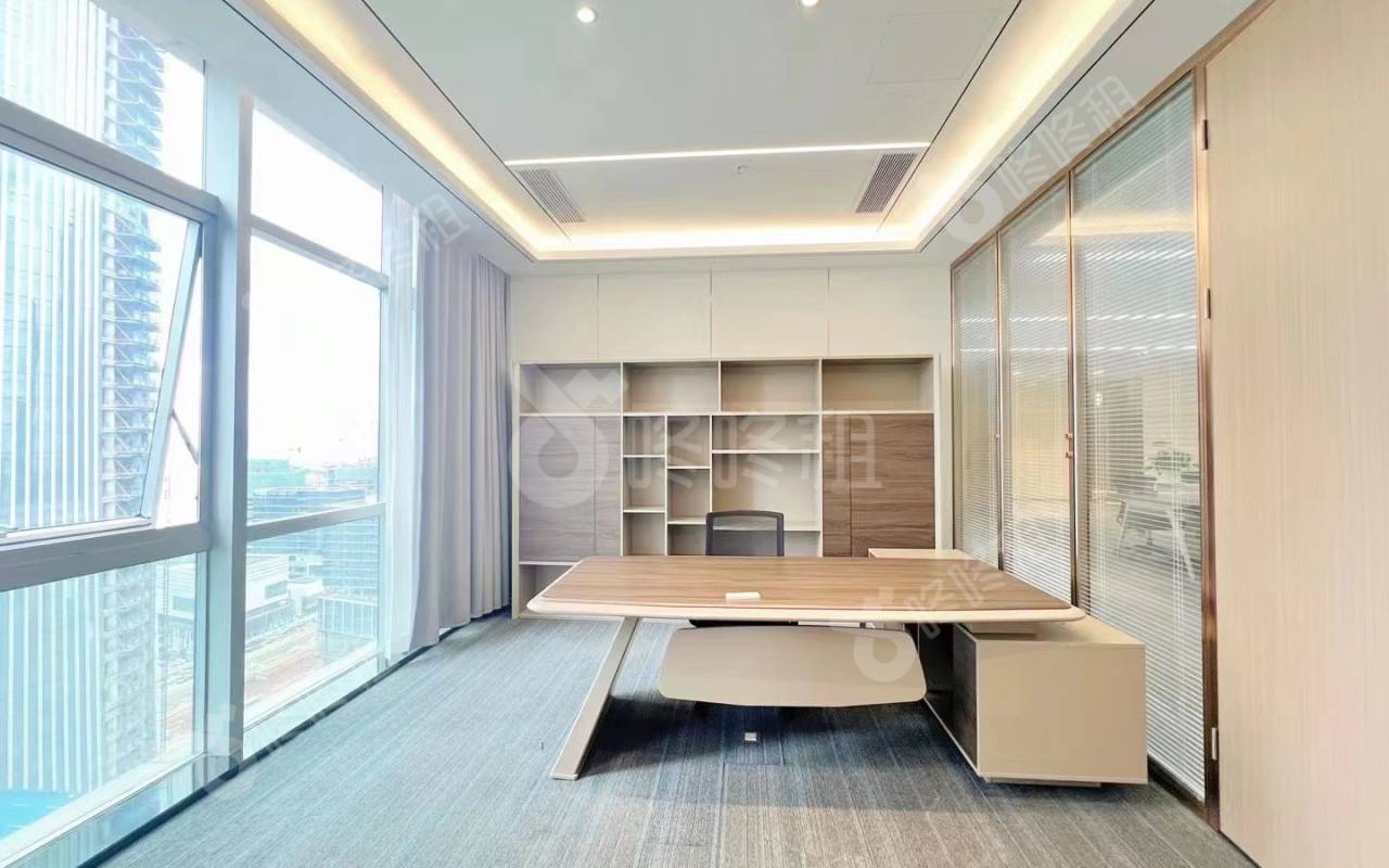 鹏润达大厦(鹏润达商业广场)_476平_精装_办公室隔间