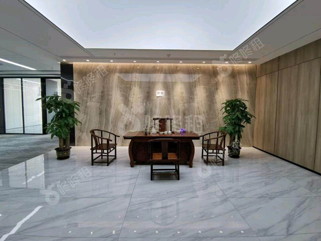 宝中卓越时代广场_750平_精装_前台