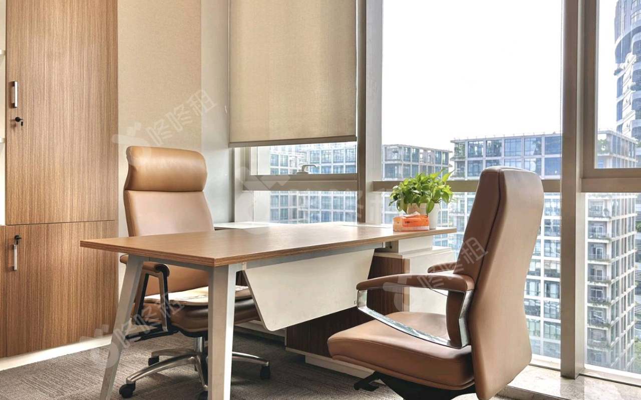 侨城坊_757平_精装_办公室隔间