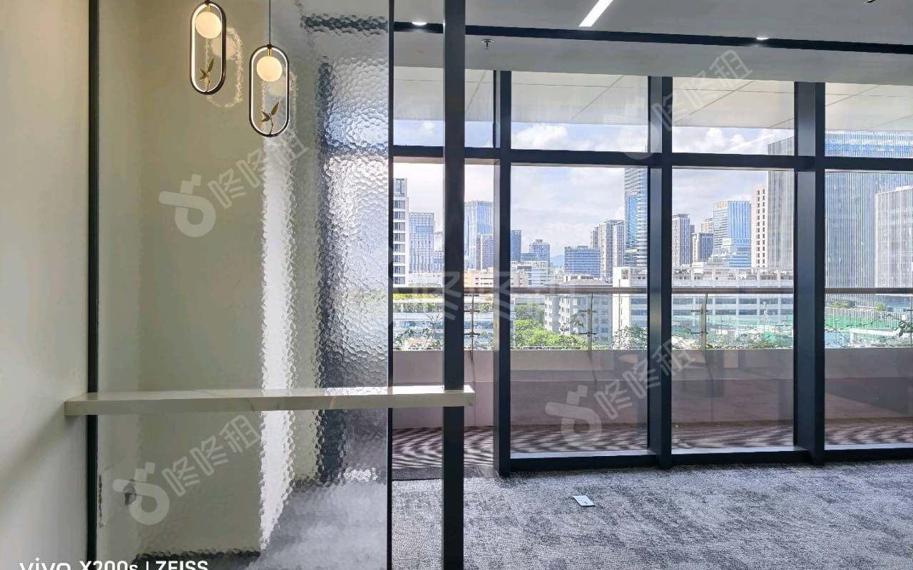 迅雷大厦_165平_豪装_前台