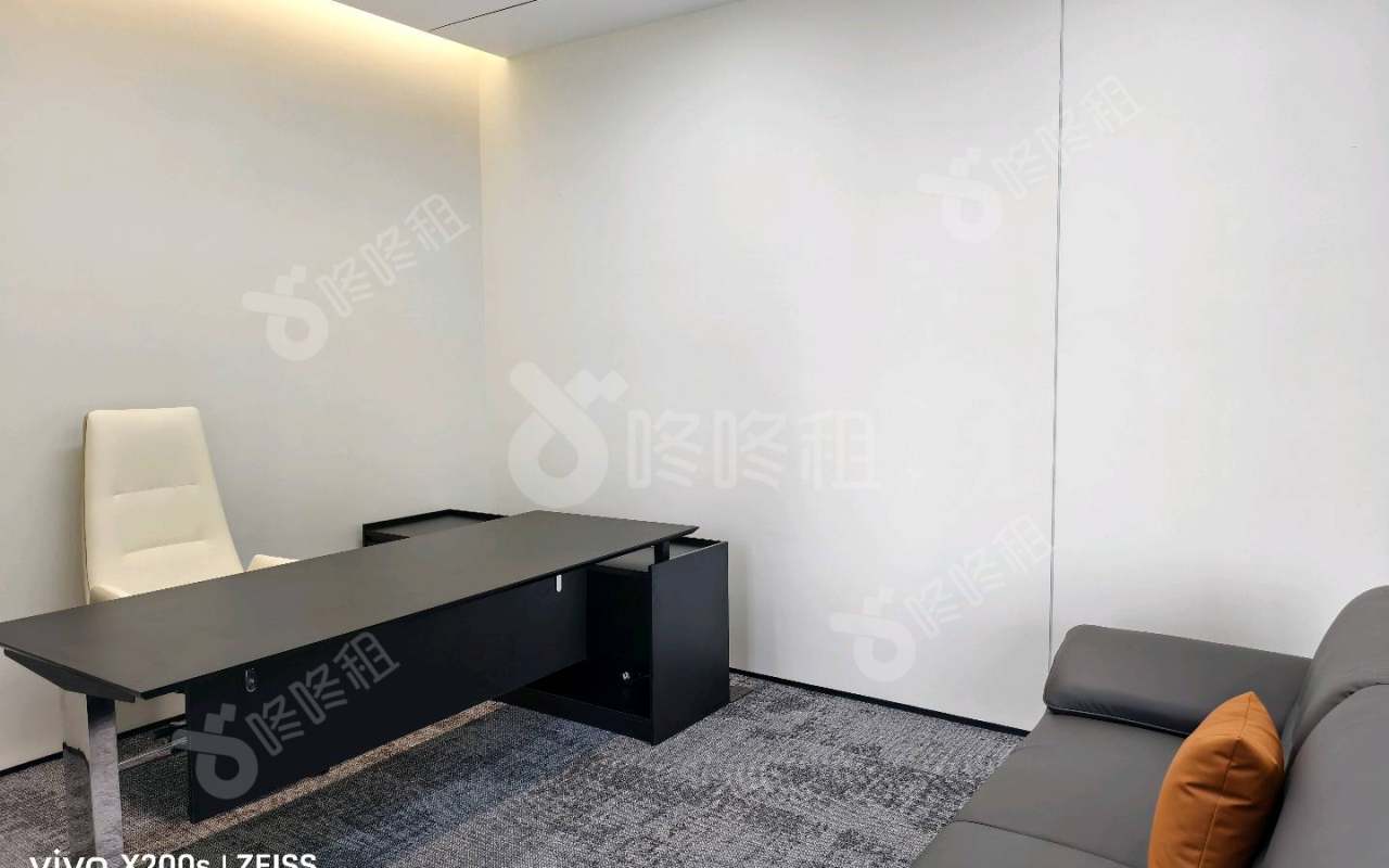 迅雷大厦_165平_豪装_办公室隔间