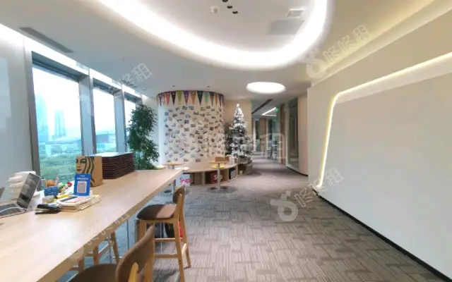 大百汇广场_640平_豪装_办公室房源出租