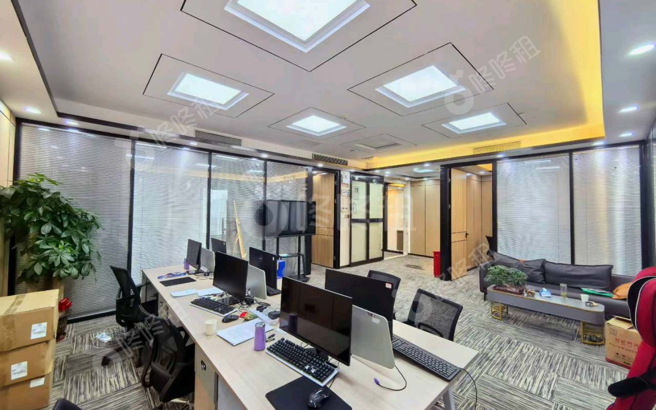 京基滨河时代_598平_豪装_办公室开间