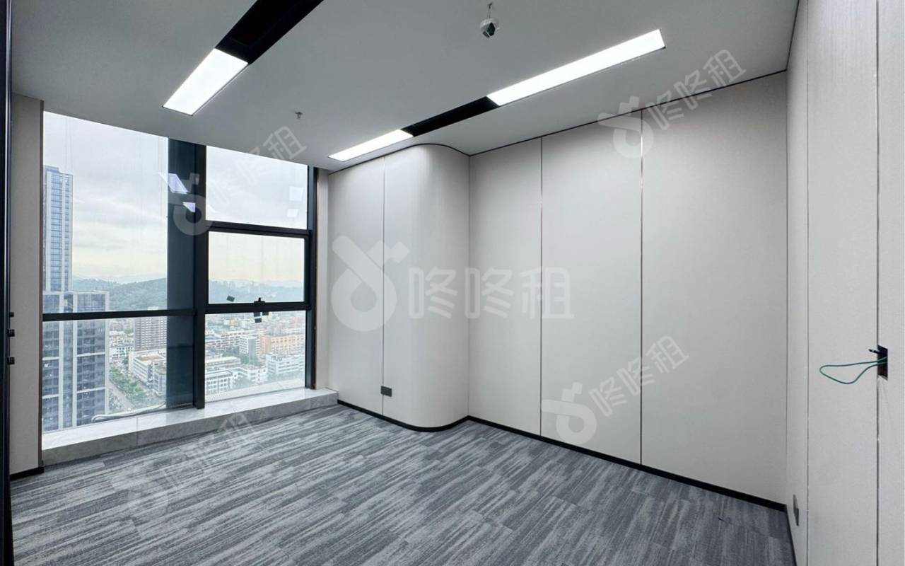 勤诚达大厦_204平_精装_办公室隔间