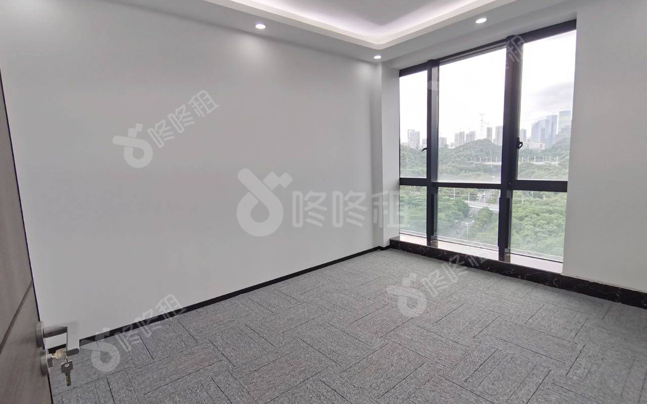 京基御景峯大厦_276平_精装_办公室隔间