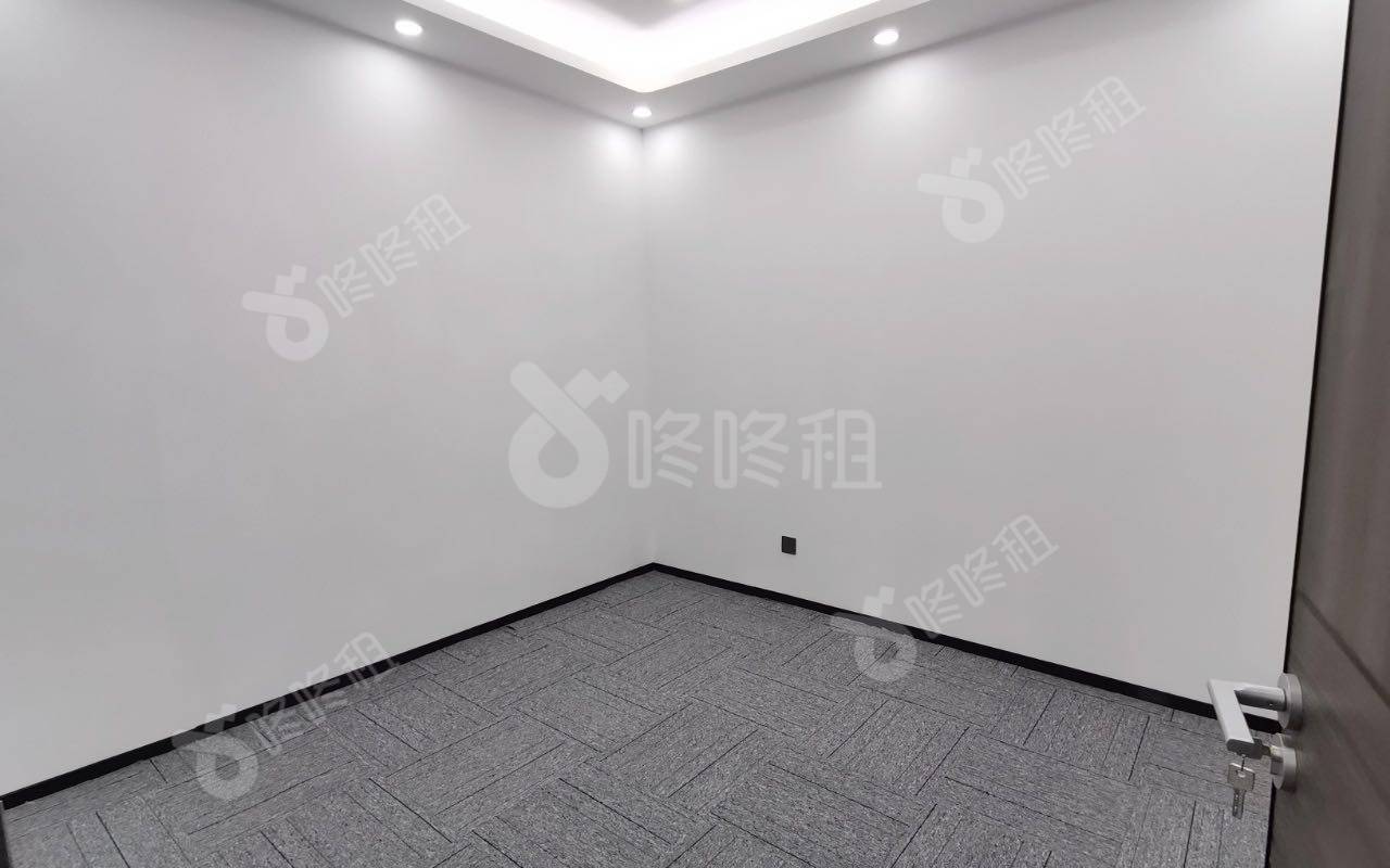 京基御景峯大厦_276平_精装_办公室隔间