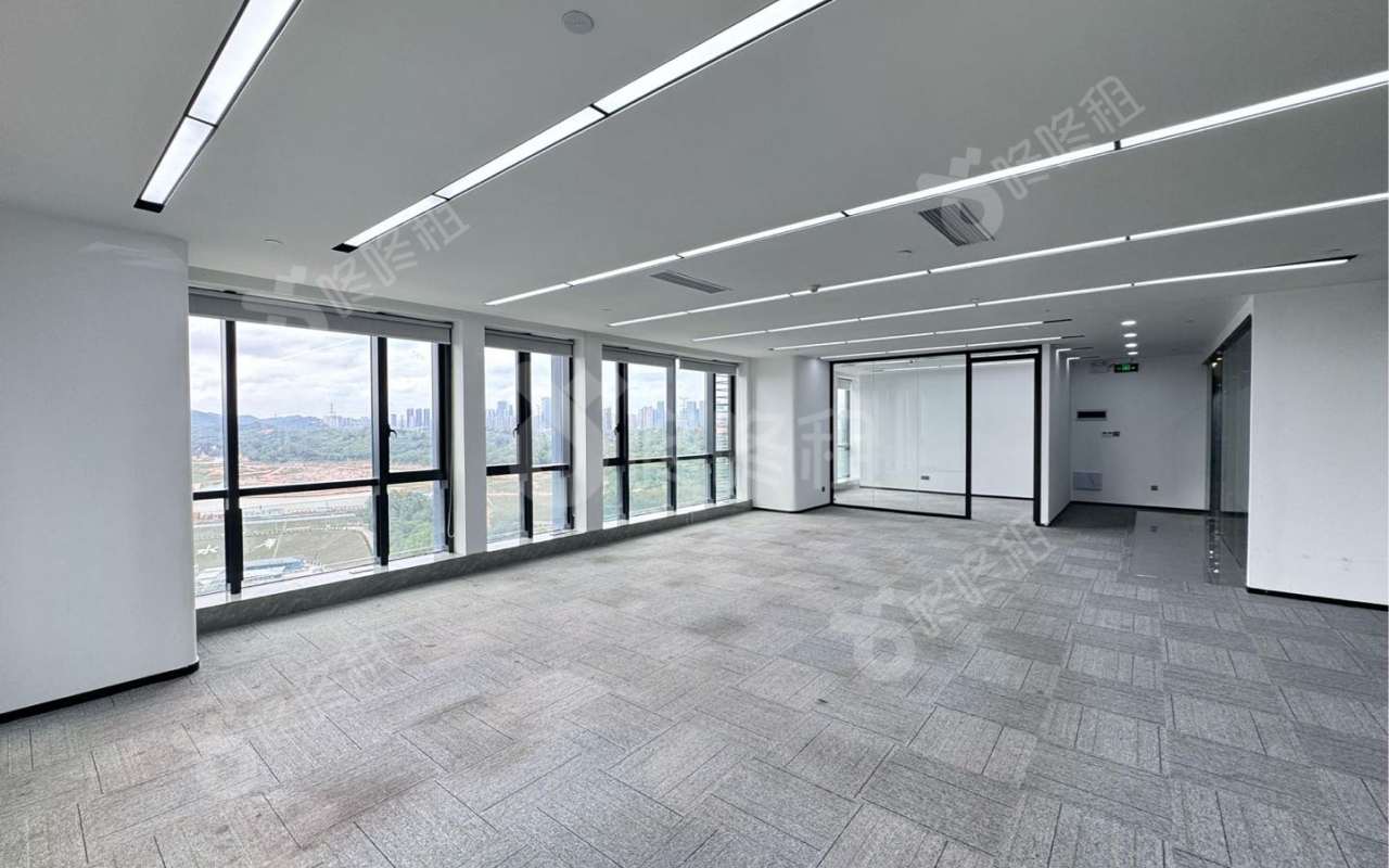 京基御景峯大厦_145平_精装_办公室开间