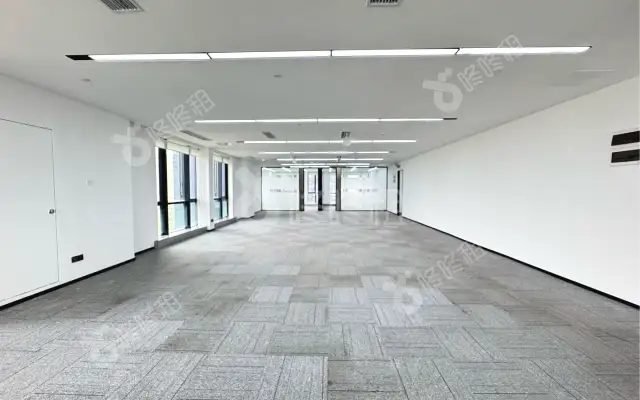 京基御景峯大厦_224平_精装_办公室房源出租