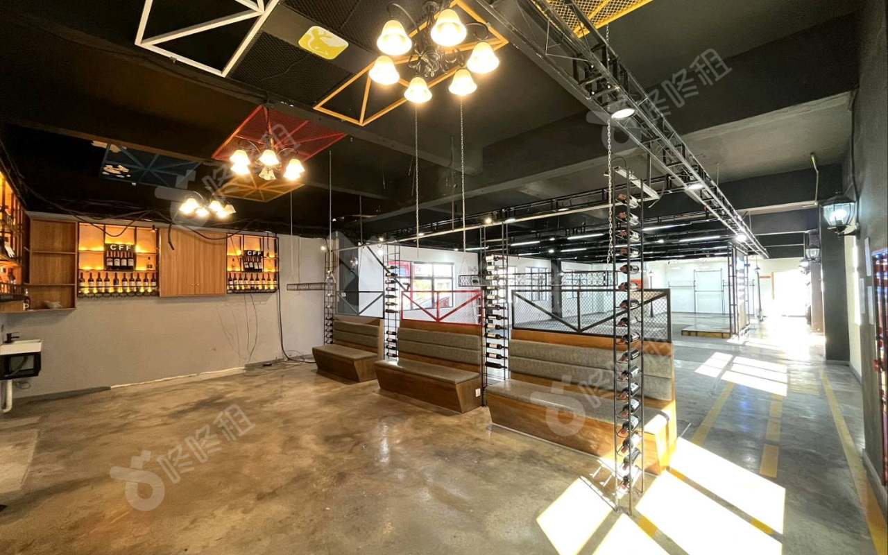 深澳文化产业园_1036平_精装_办公室开间