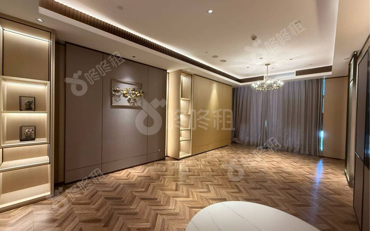 创益科兴科学园(创益科技大厦)_70.7平_豪装_办公室开间