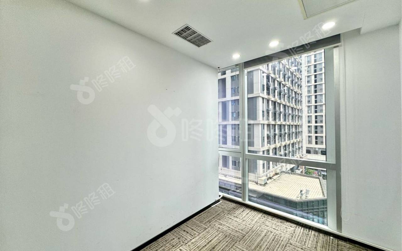 大冲商务中心_491平_精装_办公室隔间