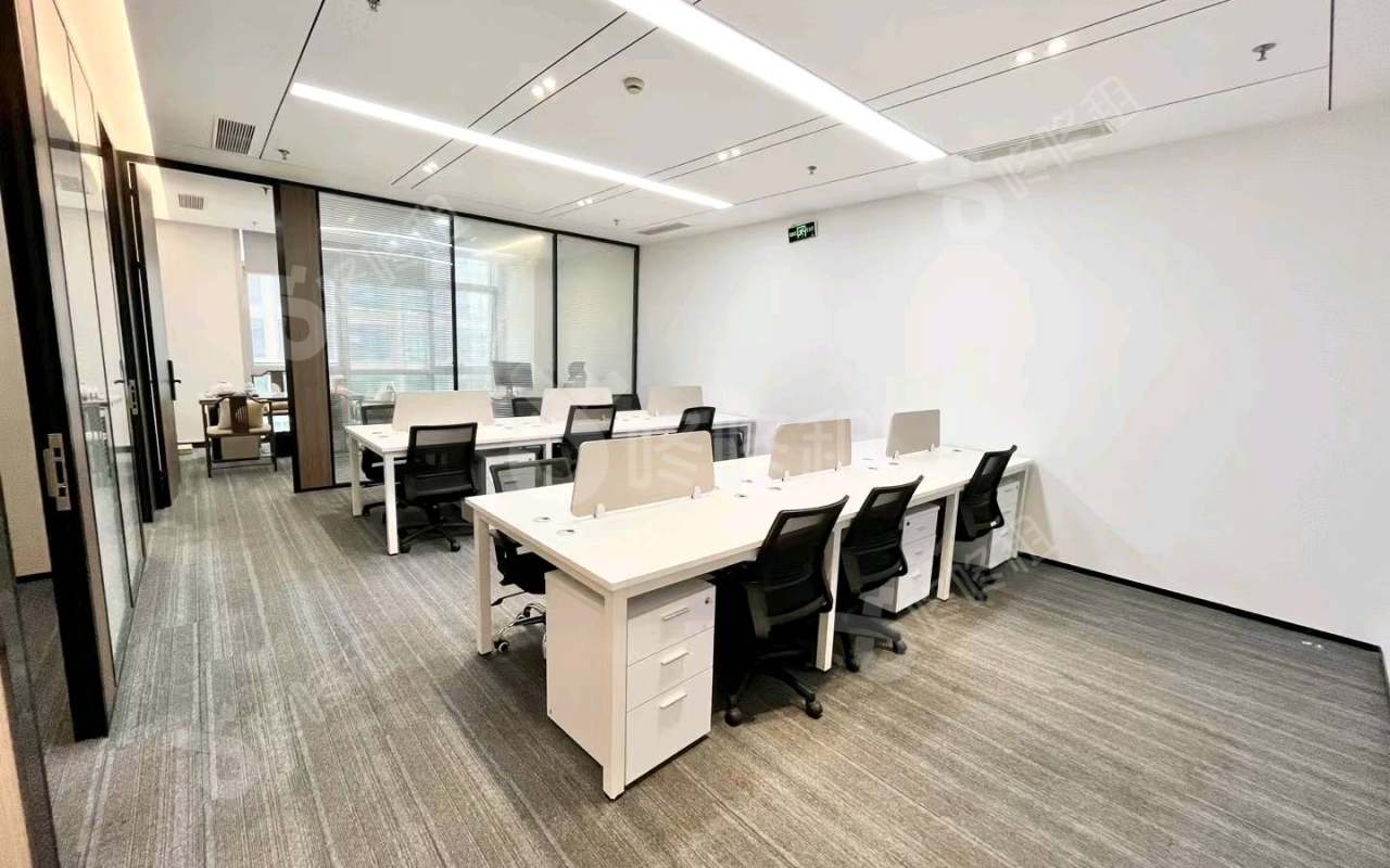 鹏润达大厦(鹏润达商业广场)_266平_精装_办公室开间