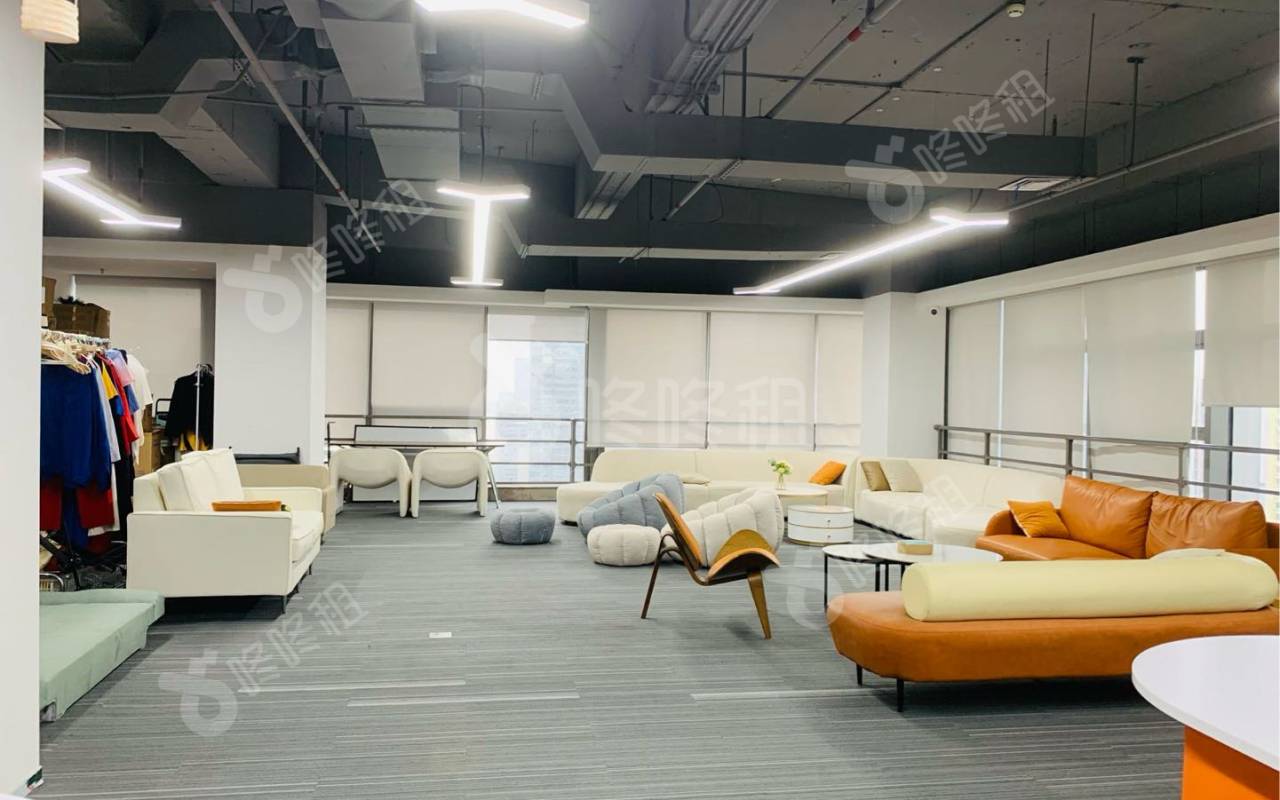 A8音乐大厦_726.5平_精装_办公室开间